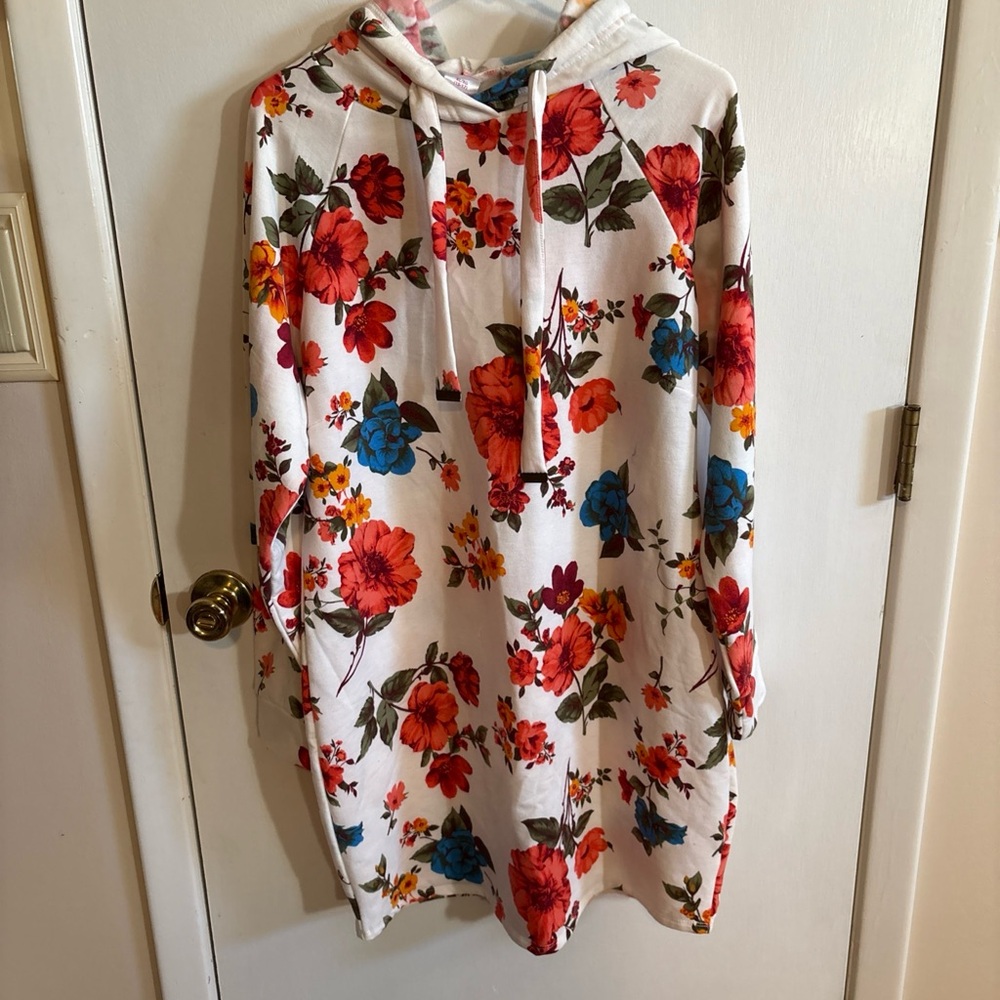 No Boundaries Floral Hoodie Sweatshirt - Red, Blue, White